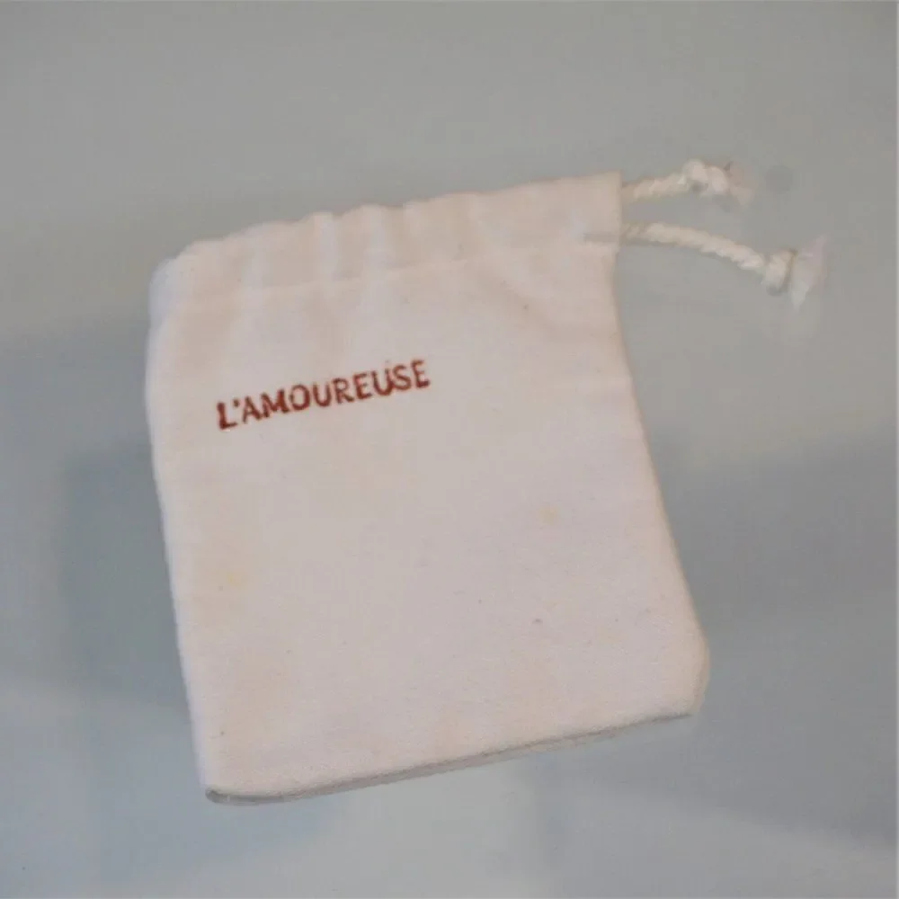 L'Amoureuse Vintage Dust Bag Jewelry Storage White Drawstring